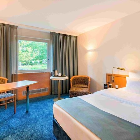 Best Western Plus Hotel Fellbach-Stuttgart Buitenkant foto
