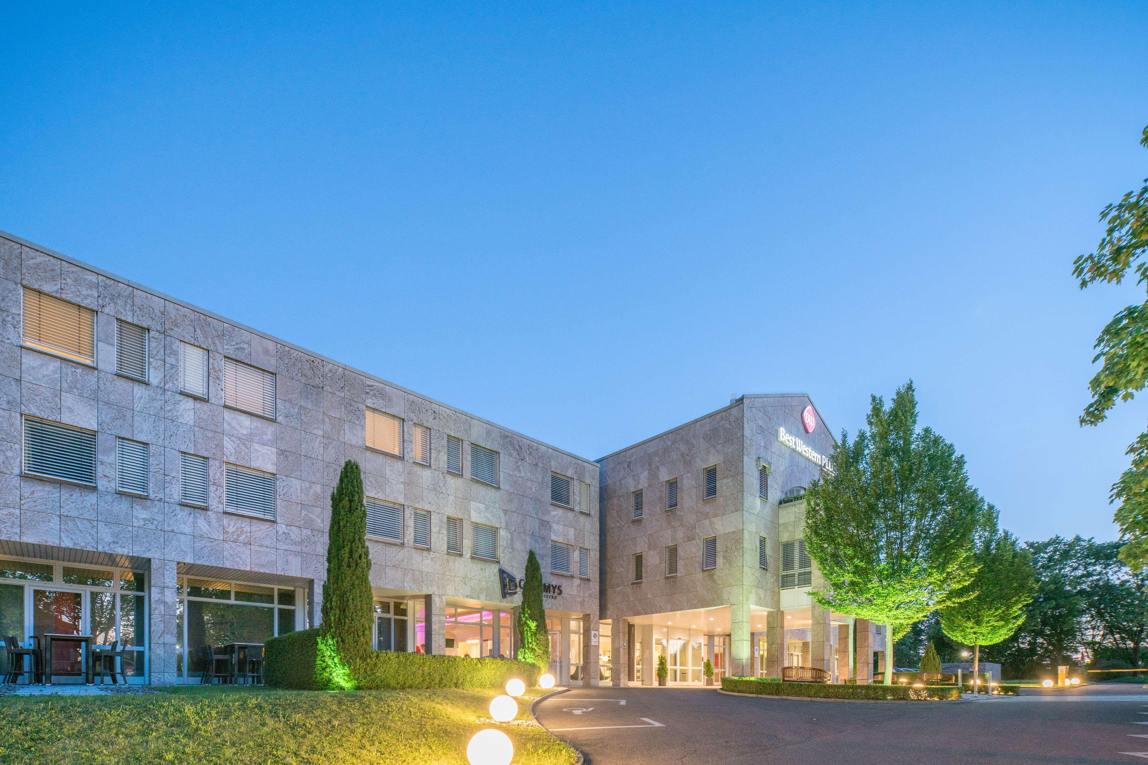 Best Western Plus Hotel Fellbach-Stuttgart Buitenkant foto