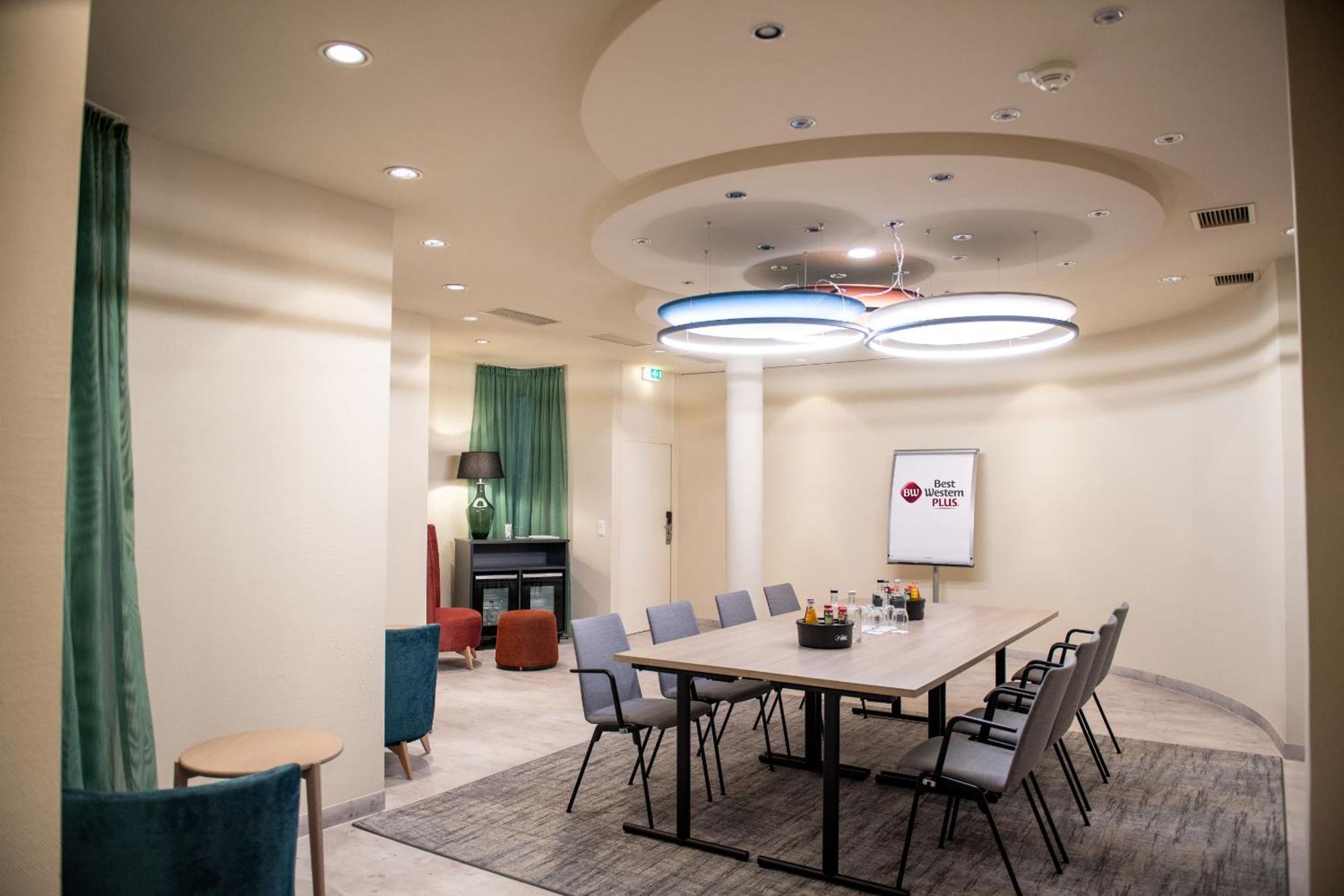 Best Western Plus Hotel Fellbach-Stuttgart Buitenkant foto