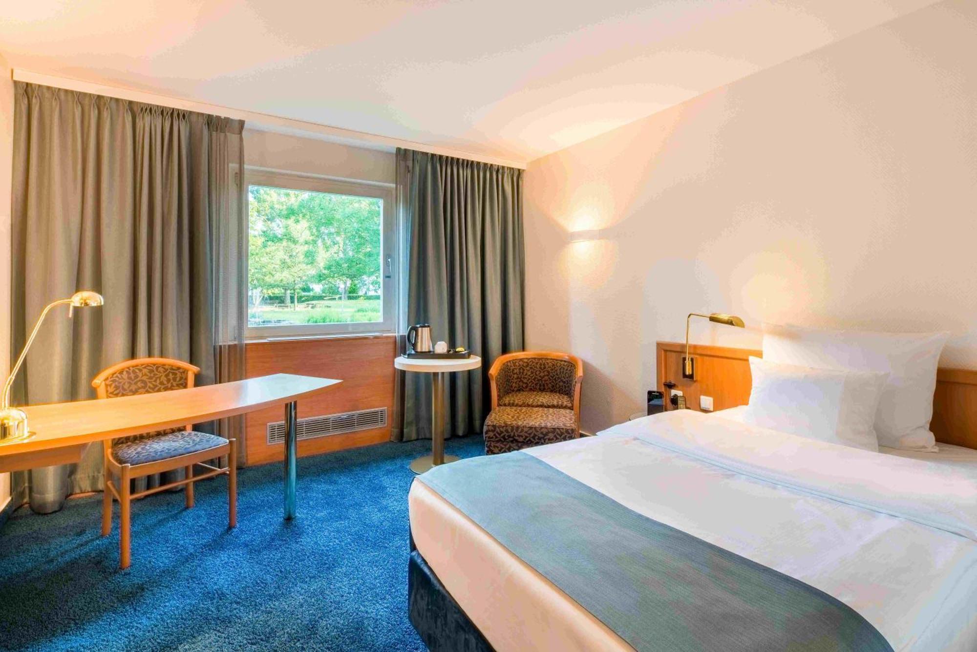Best Western Plus Hotel Fellbach-Stuttgart Buitenkant foto